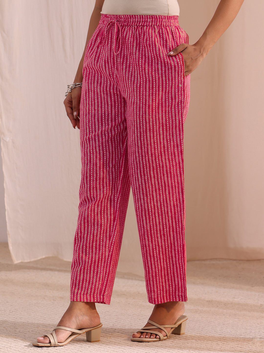  Pink Floral Printed Cotton Blend Straight Suit Set 