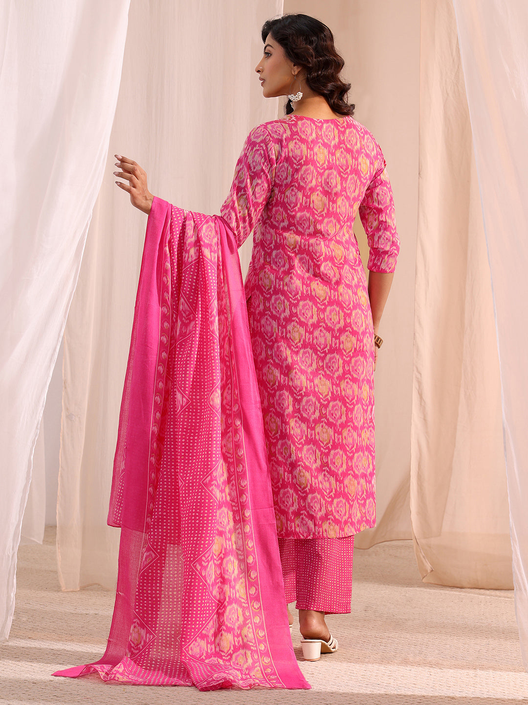  Pink Ethnic Printed Cotton Blend Straight Suit Set 