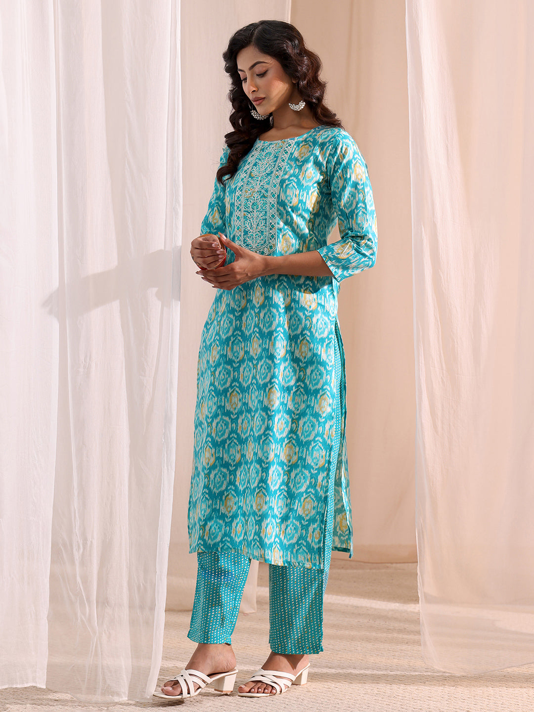  Blue Ethnic Printed Cotton Blend Straight Suit Set 
