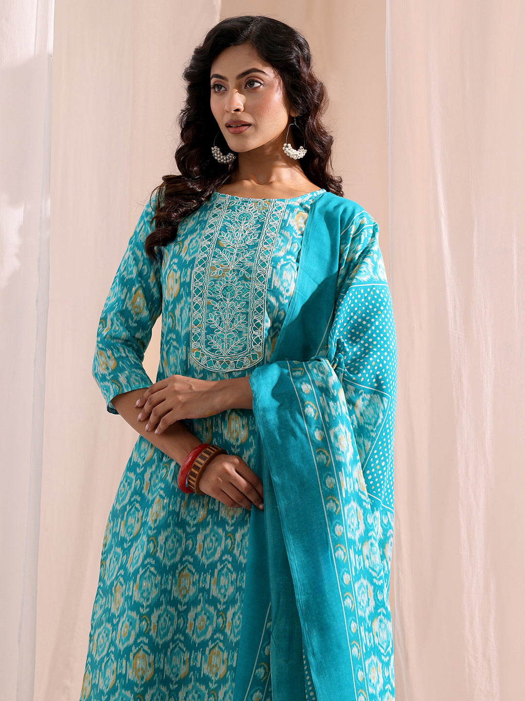  Blue Ethnic Printed Cotton Blend Straight Suit Set 