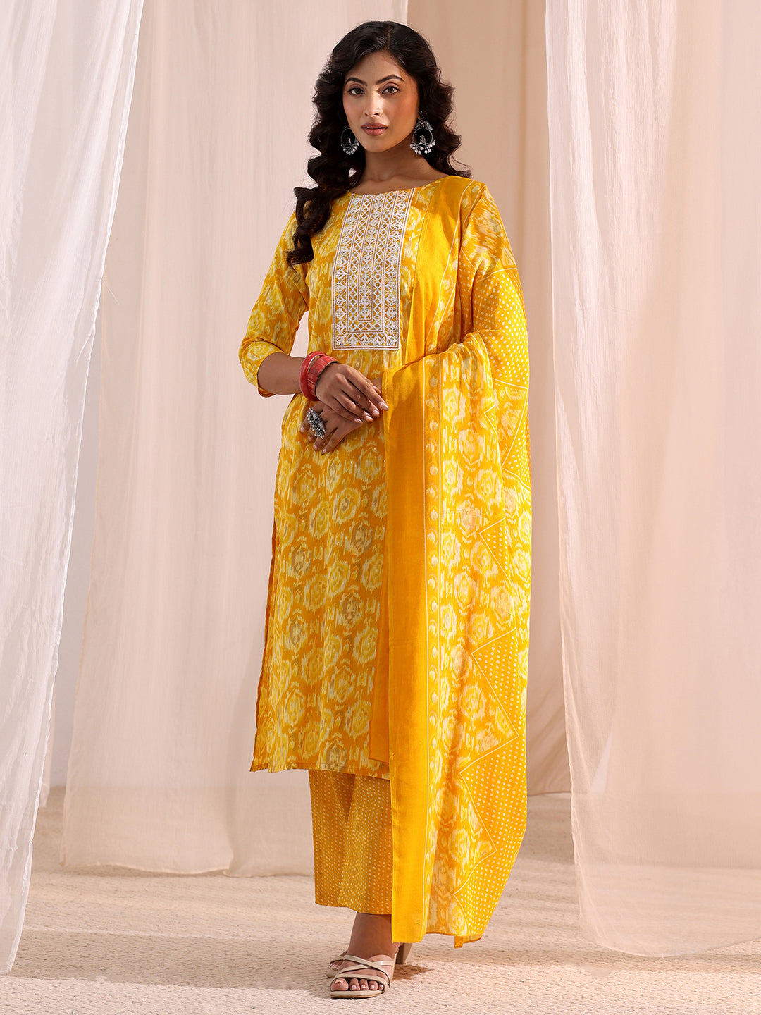  Yellow Ethnic Printed Cotton Blend Straight Suit Set 