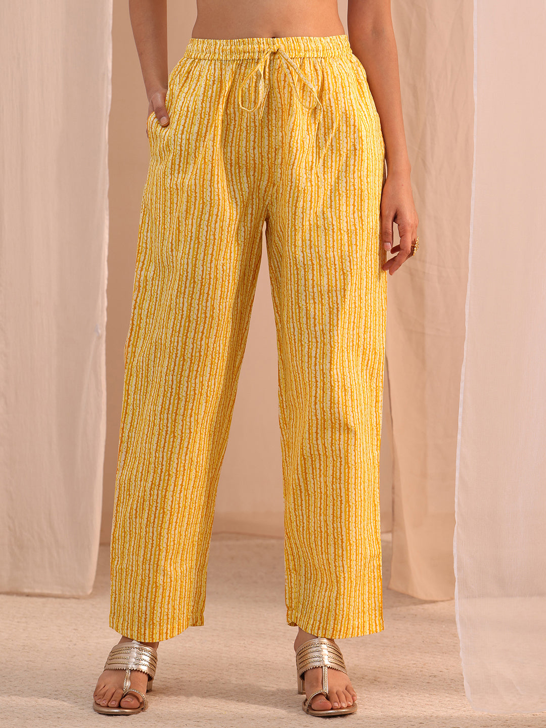  Yellow Floral Printed Cotton Blend Straight Suit Set 
