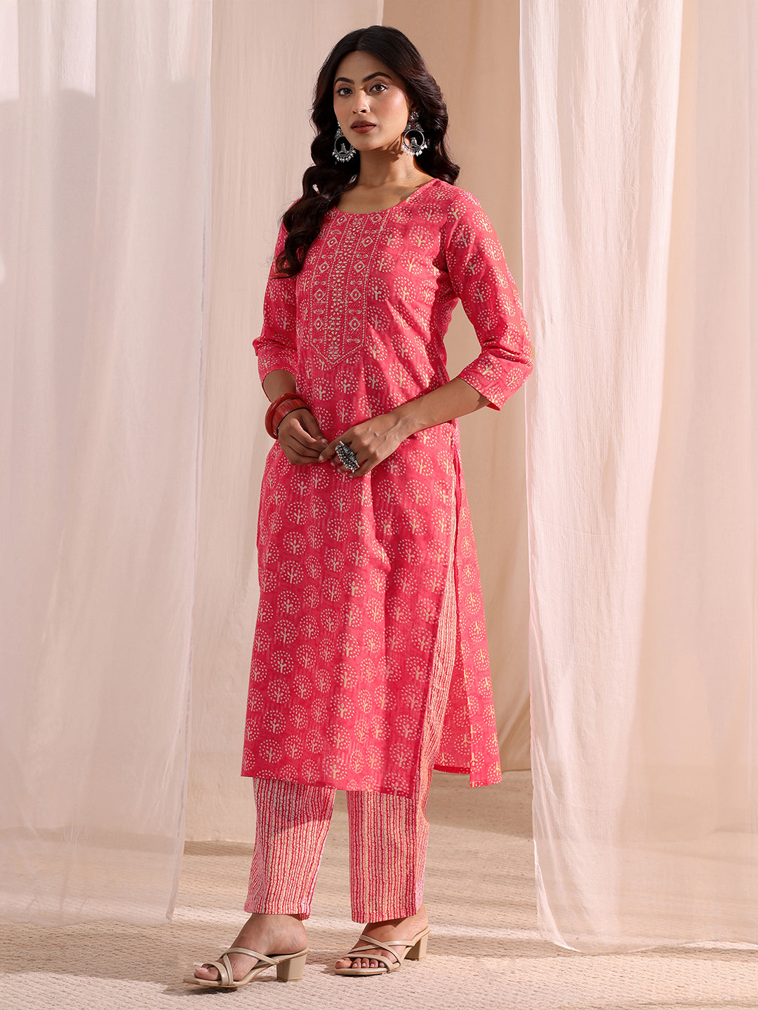  Pink Floral Printed Cotton Blend Straight Suit Set 