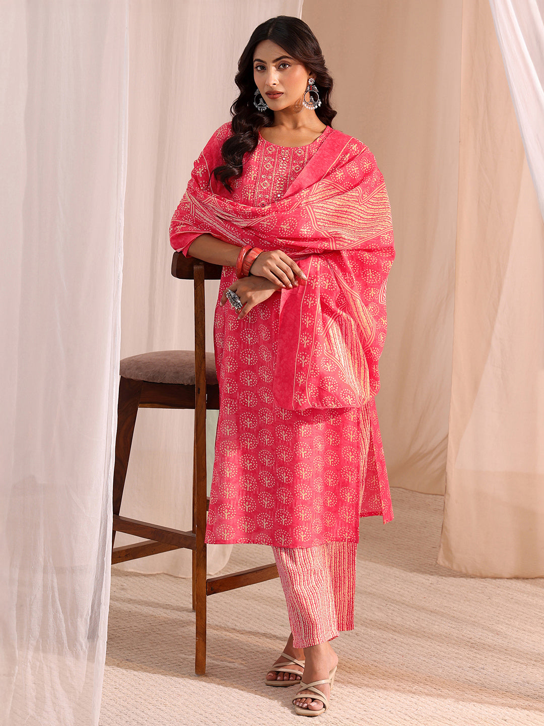 libas Pink Floral Printed Cotton Blend Straight Suit Set-picture-24