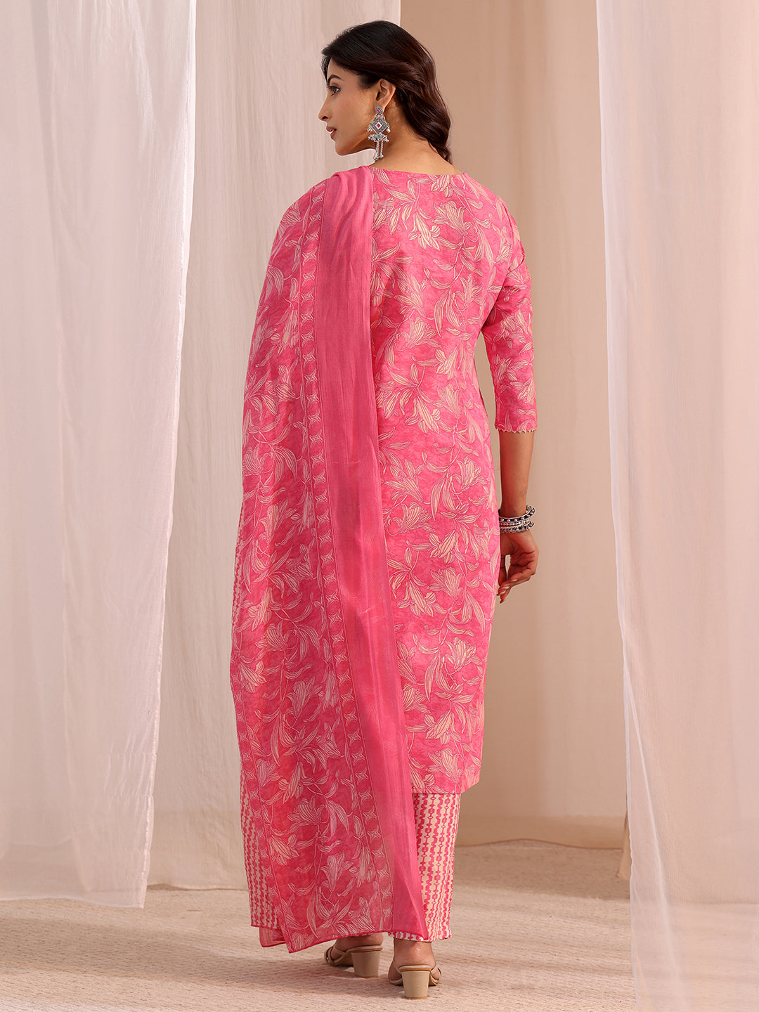  Pink Yoke Embroidered Cotton Blend Straight Suit Set 