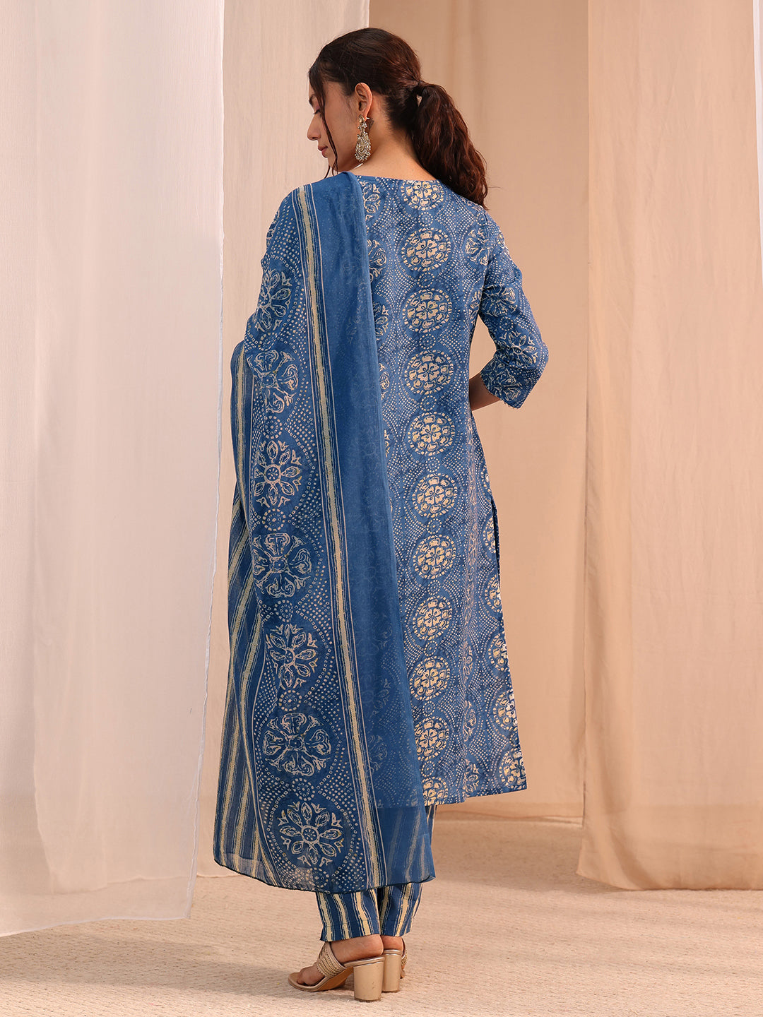  Blue Floral Cotton Blend Straight Suit Set 