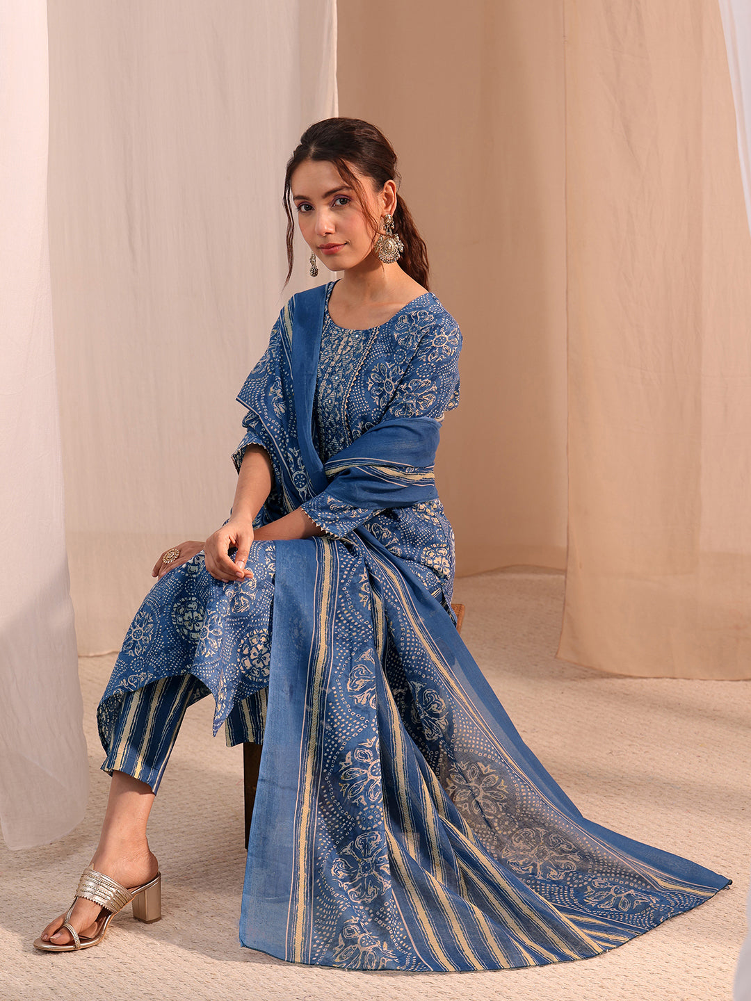  Blue Floral Cotton Blend Straight Suit Set 