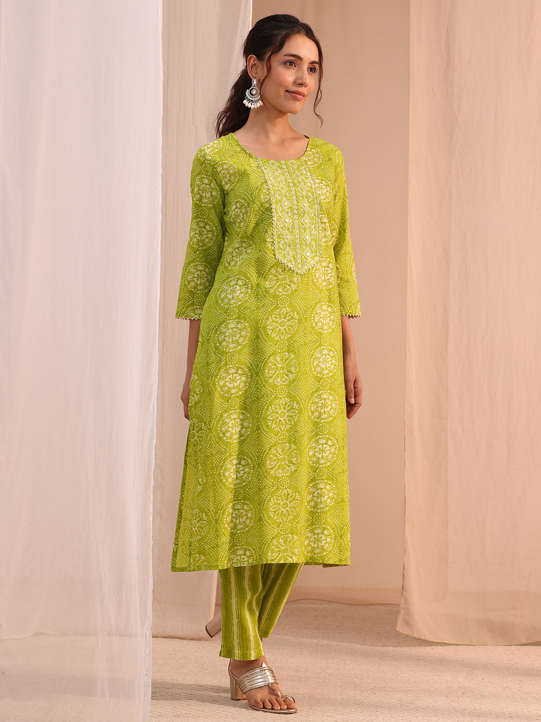 Green Floral Cotton Blend Straight Suit Set 
