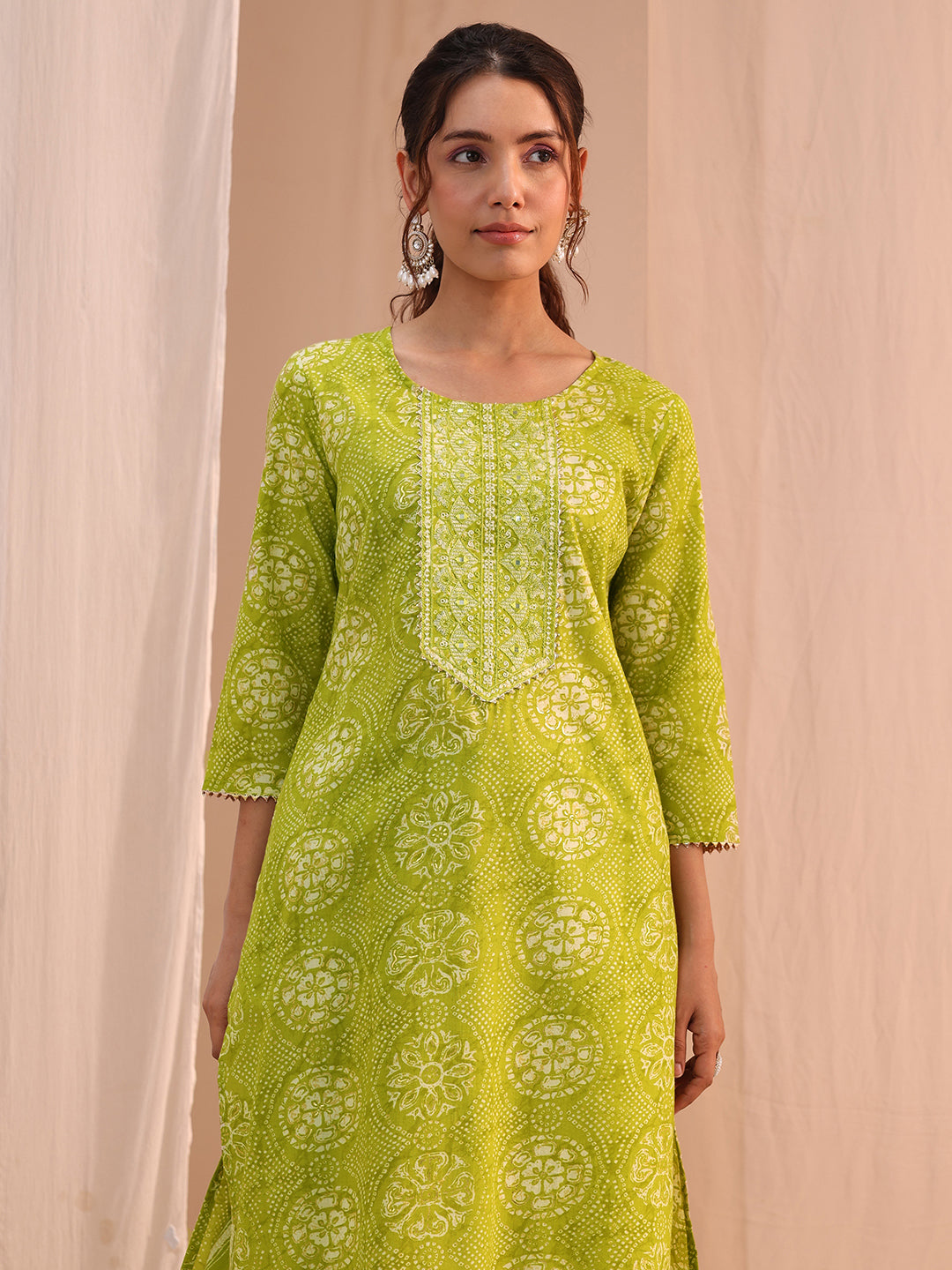  Green Floral Cotton Blend Straight Suit Set 