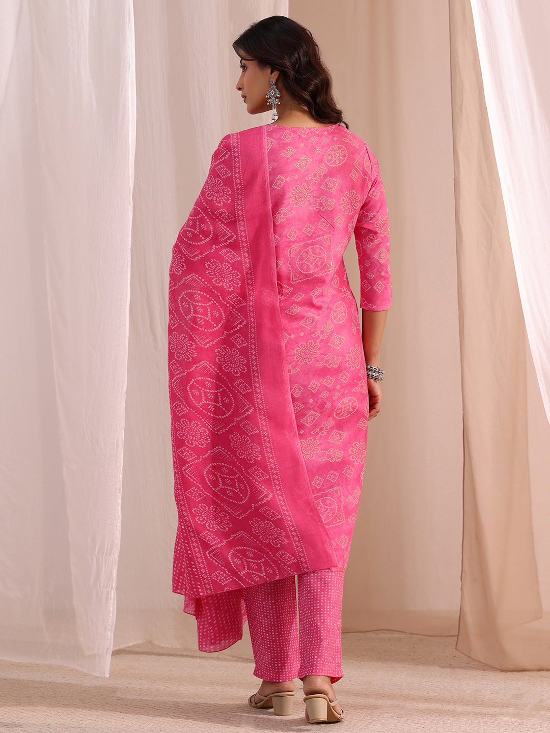  Pink Bandhani Printed Cotton Blend Straight Suit Set 