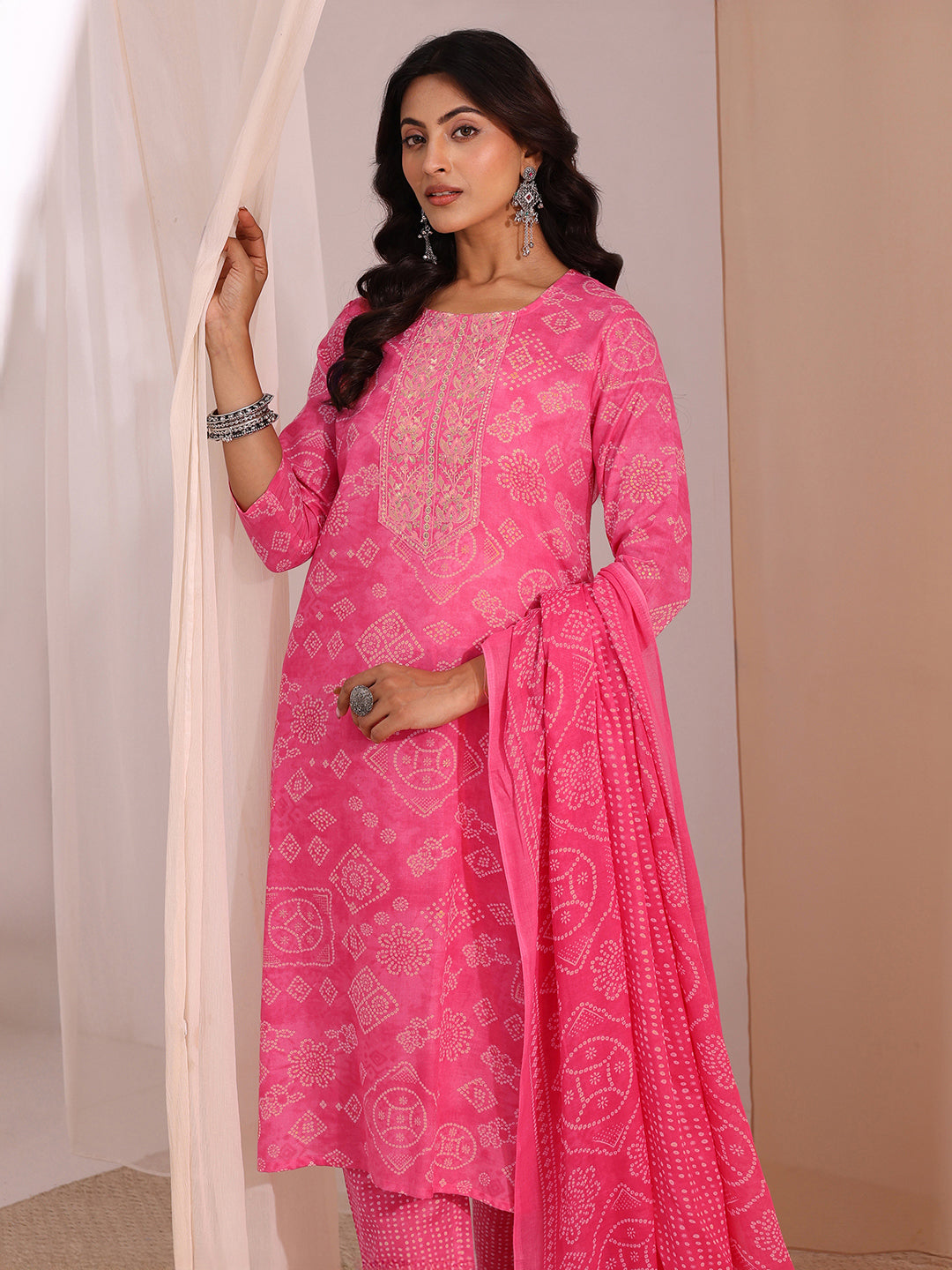  Pink Bandhani Printed Cotton Blend Straight Suit Set 