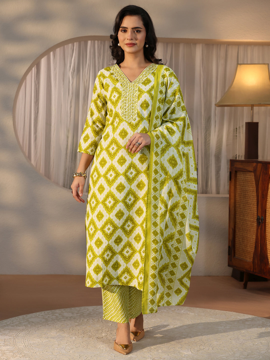  Gerua Green Geometric Printed Straight Suit Set 