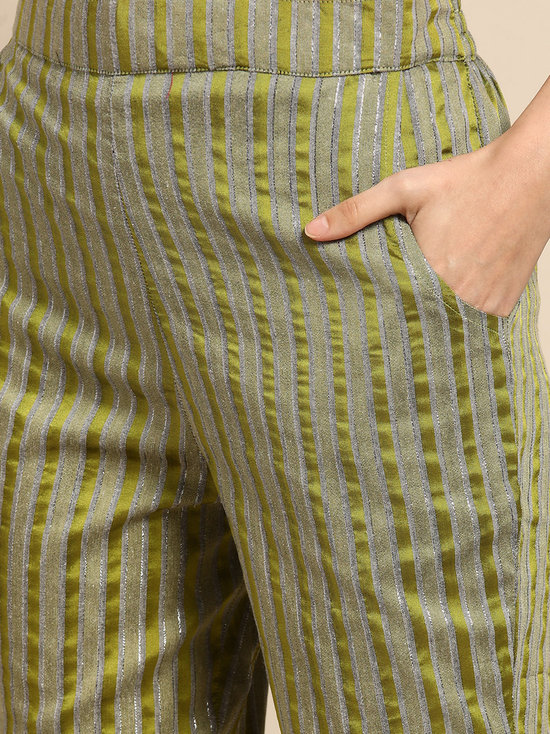  Green Yoke Design Cotton Blend Suit Set 