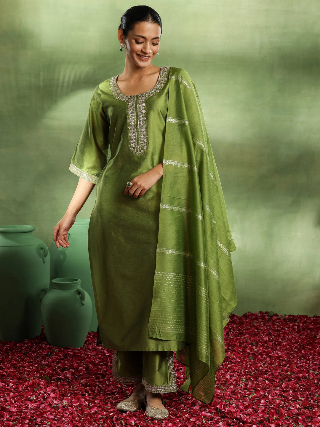  Green Yoke Design Silk Blend Straight Suit With Dupatta 