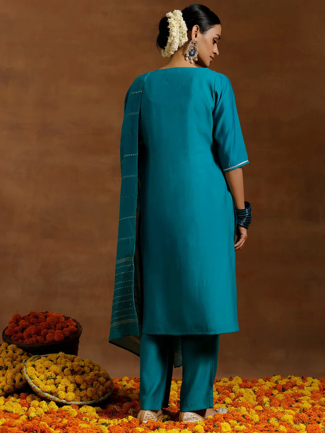  Green Yoke Design Silk Blend Straight Suit With Dupatta 