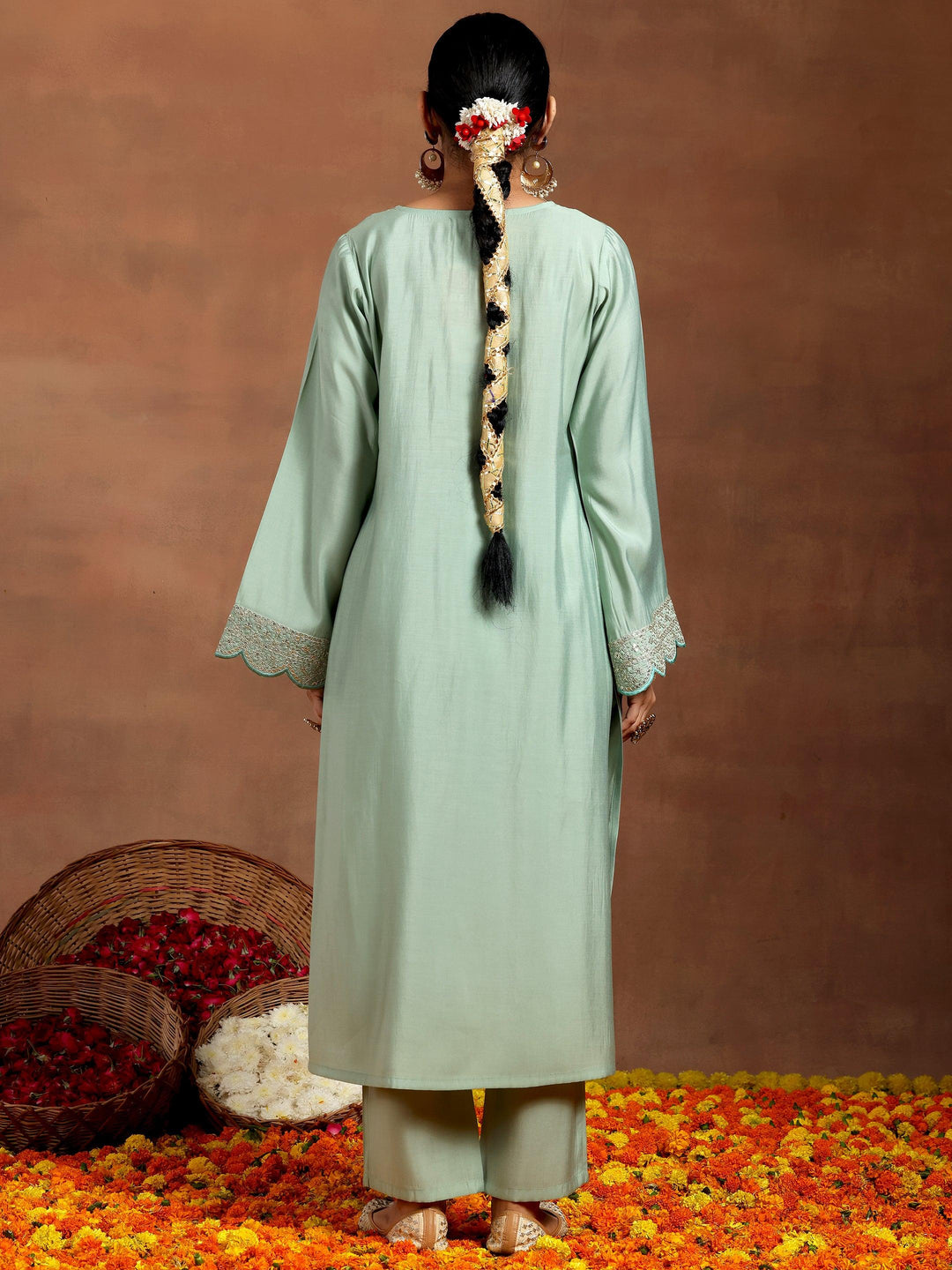  Green Yoke Design Silk Blend Straight Kurta Set 