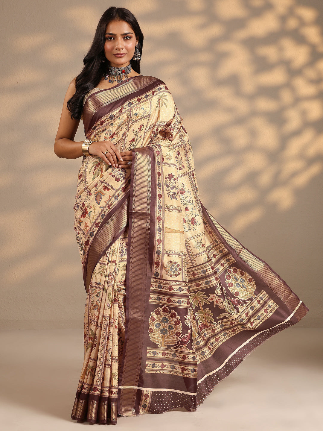 Gold Printed Silk Blend Saree With Unstitched Blouse Piece
