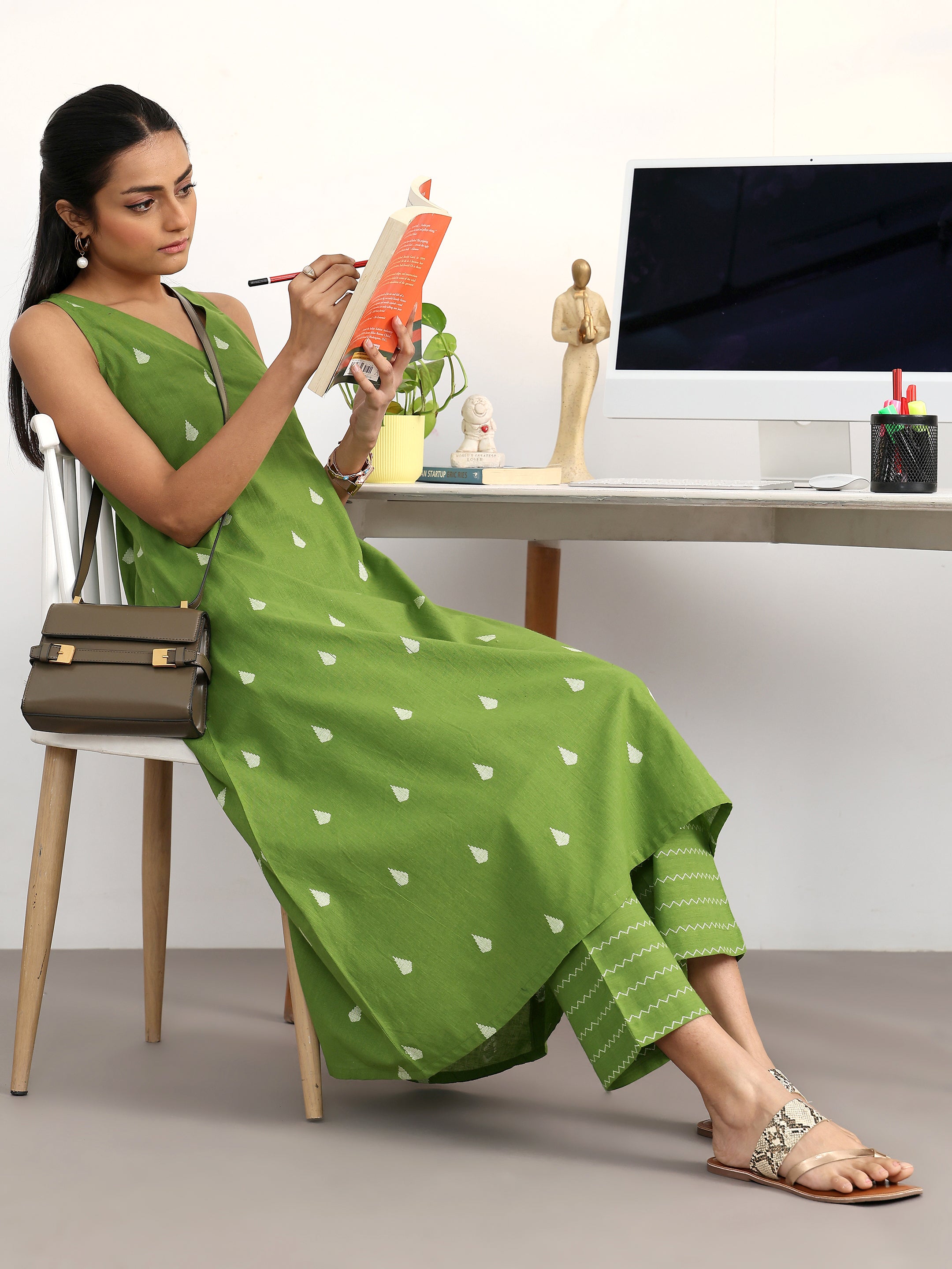 libas Green Floral Woven Design Cotton Blend A-Line Kurta Set-picture-43