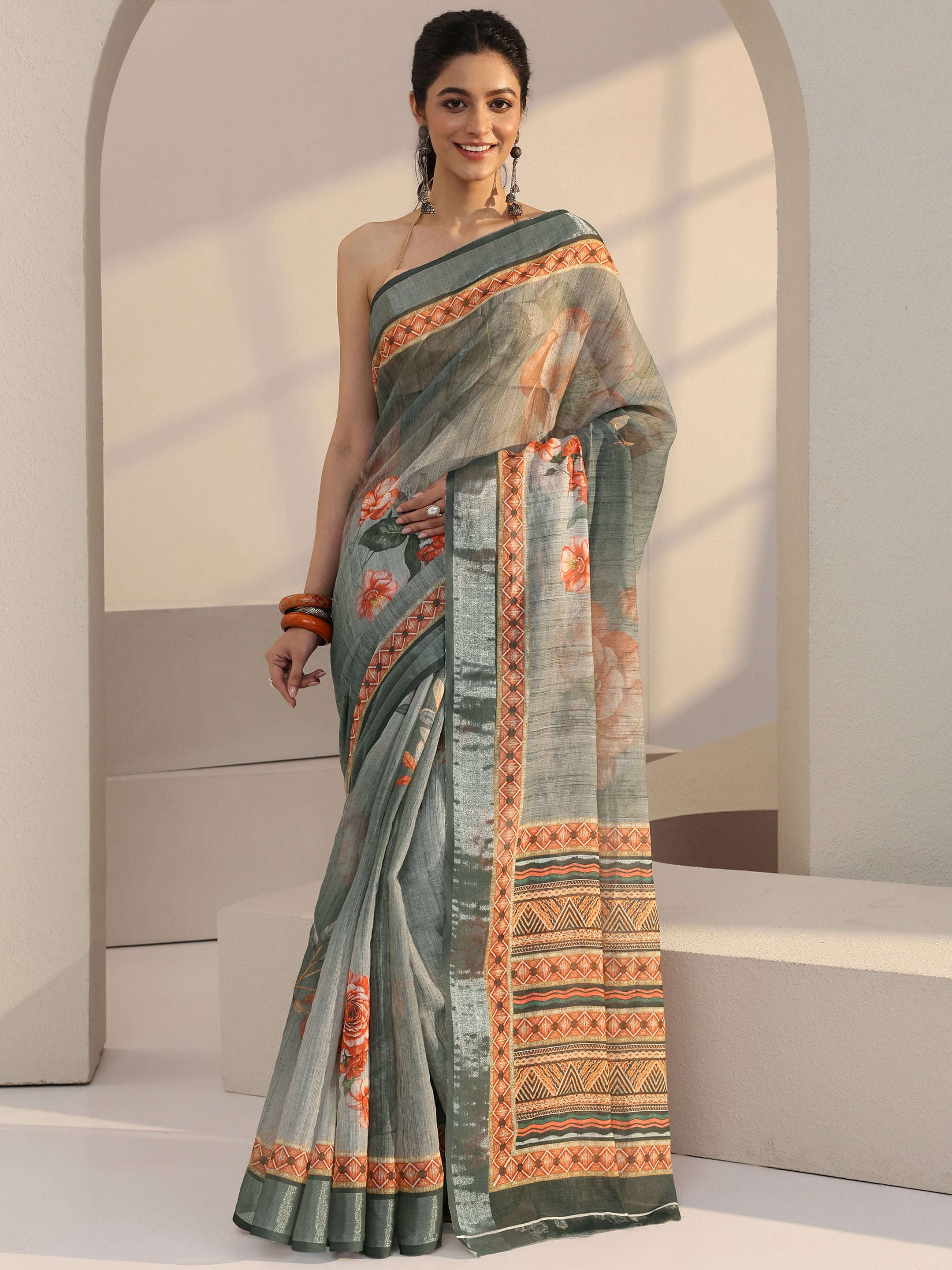 libas Grey Floral Printed cotton blend Saree-picture-26
