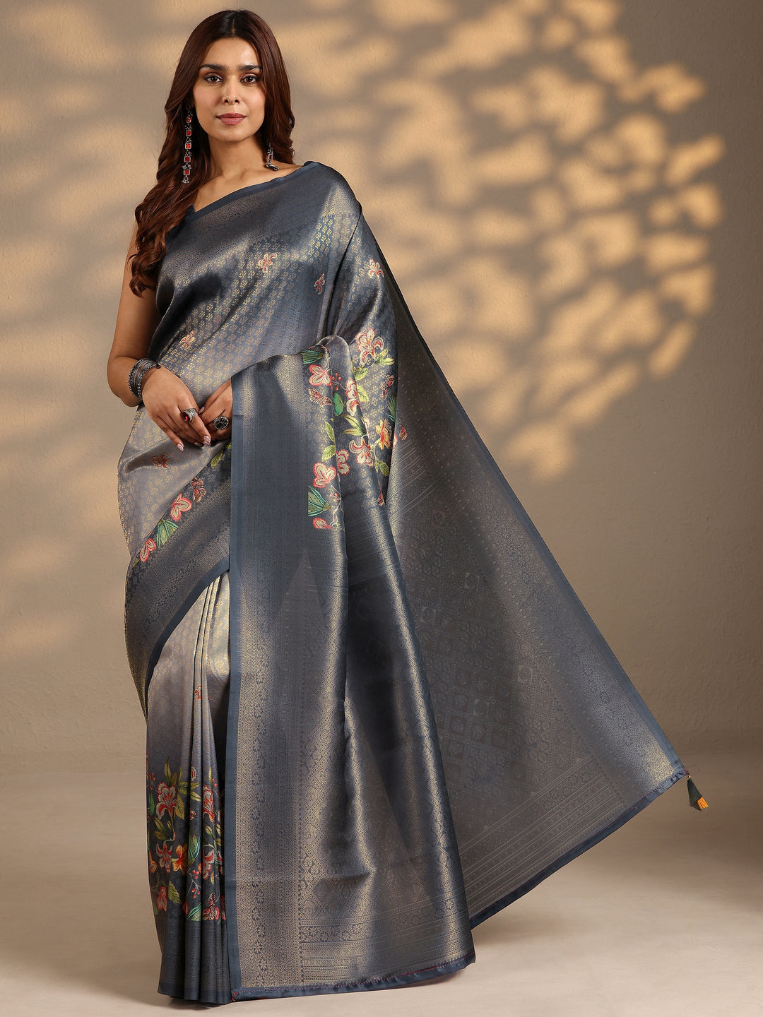 Grey Woven Design Silk Blend Saree With Unstitched Blouse Piece