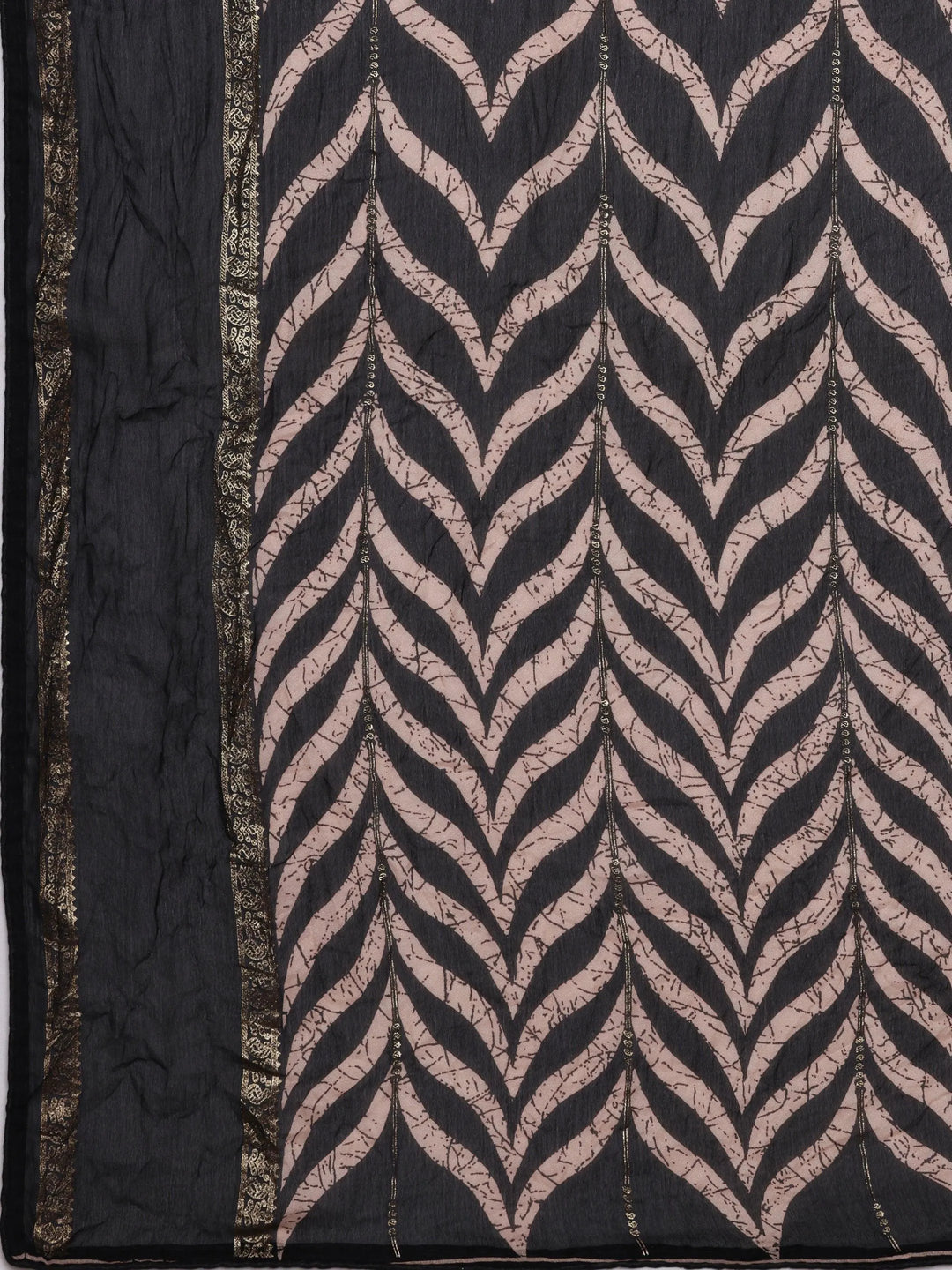 Black Printed Poly Georgette Saree With Unstitched Blouse Piece - Libas 