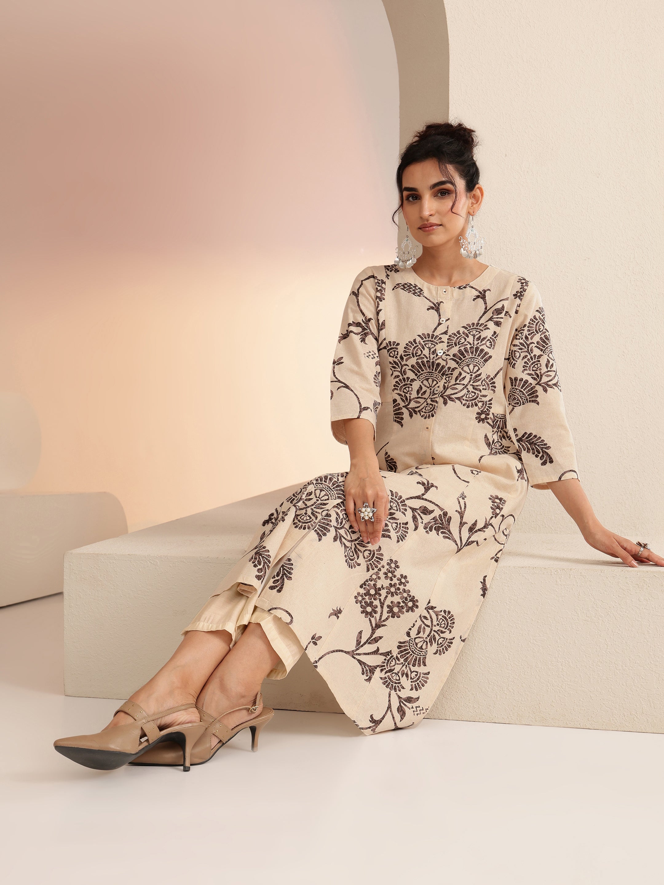 libas Ivory Floral Printed Cotton Blend A-Line Kurta-picture-21