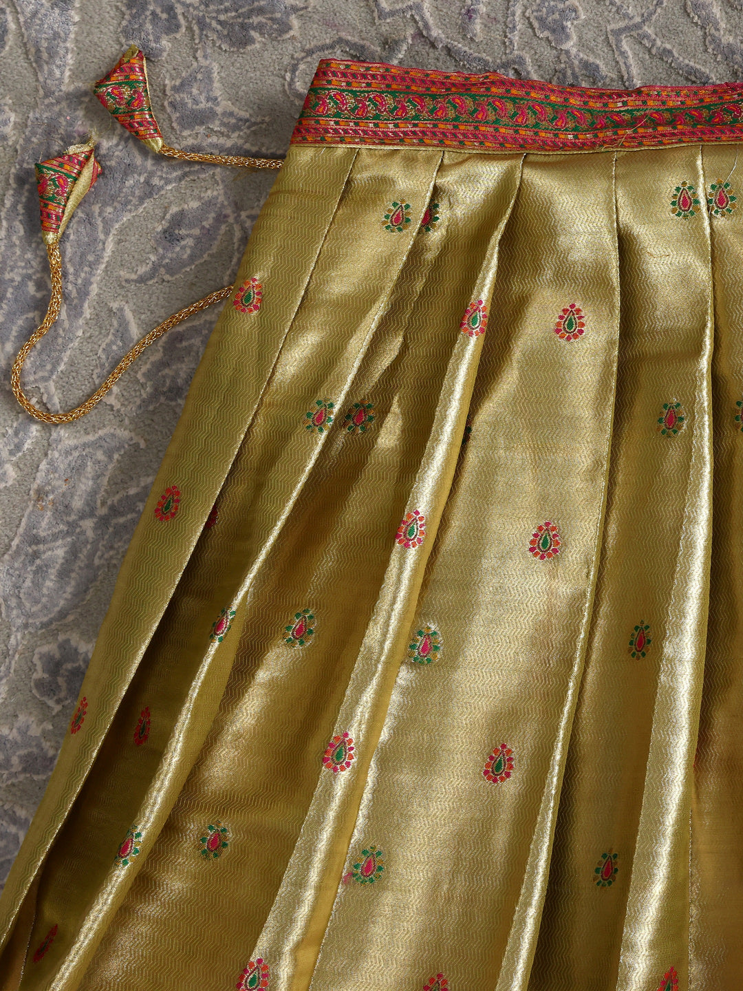  Libas Green Mughal Woven Design Silk Blend Semi-Stitched Lehenga Choli 