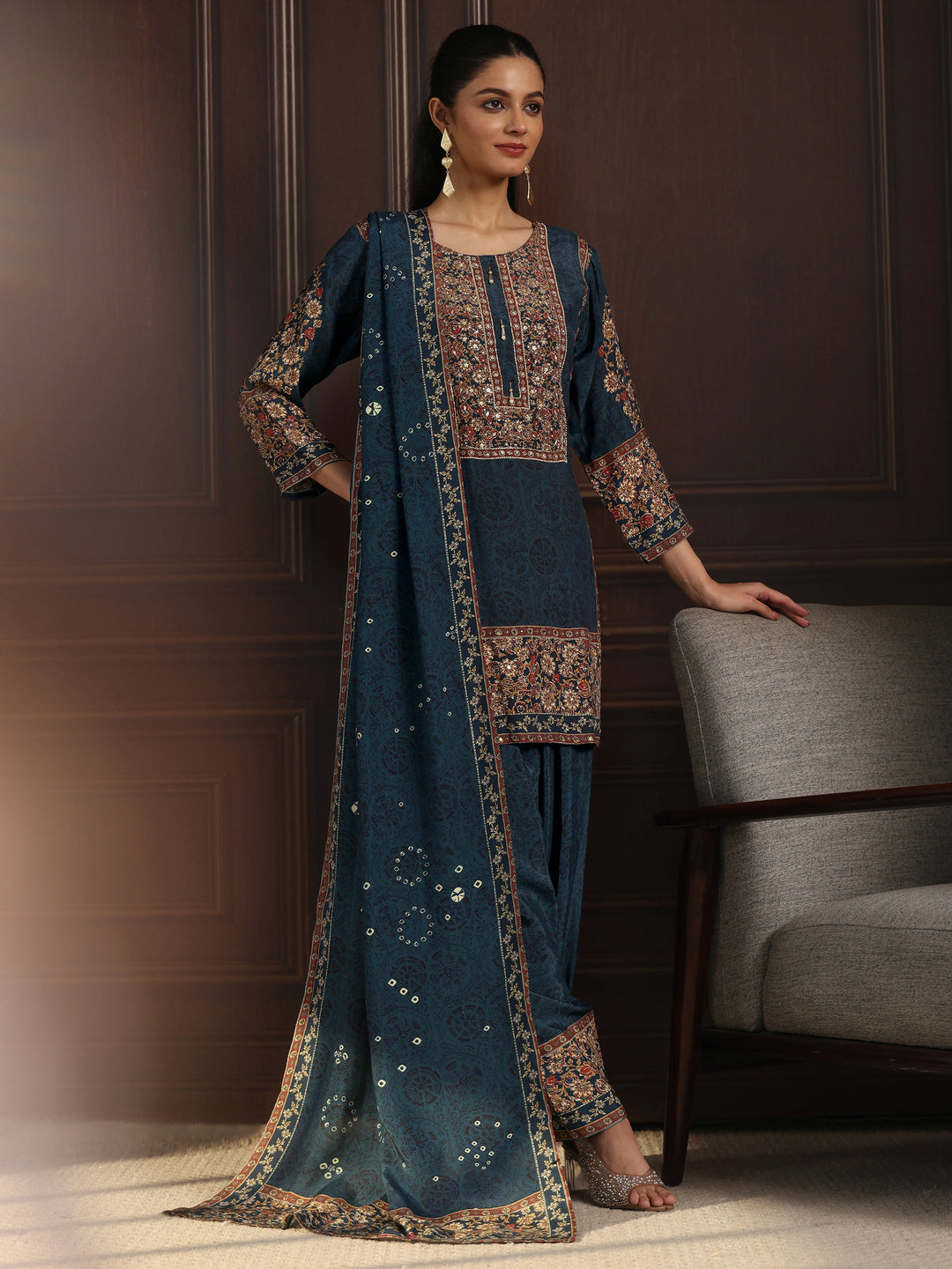 Libas Art Teal Blue Floral Printed Muslin Farshi Salwar Suit