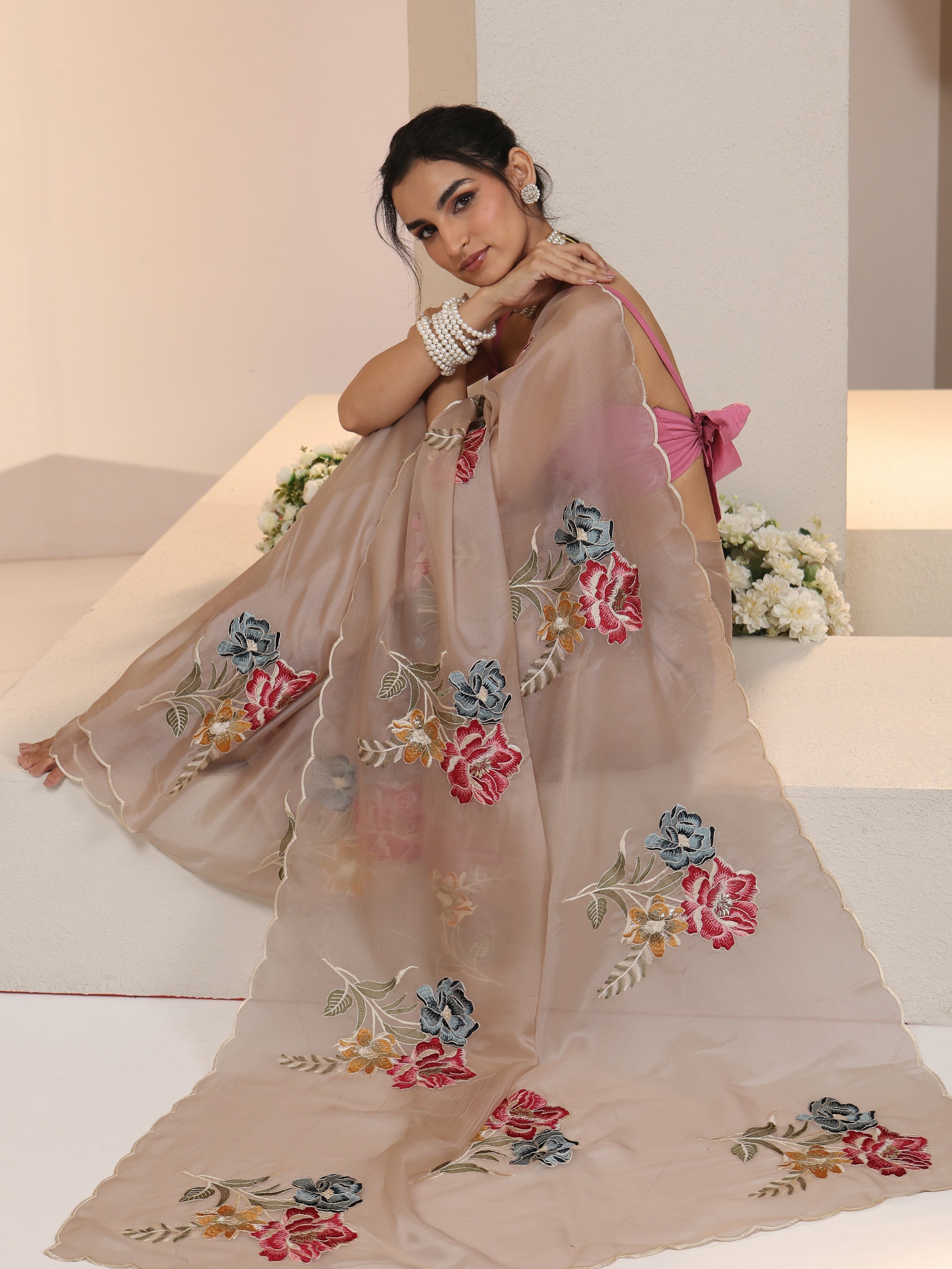 Libas Beige Floral Embroidered Tissue Saree with Scalloped Border-picture-23