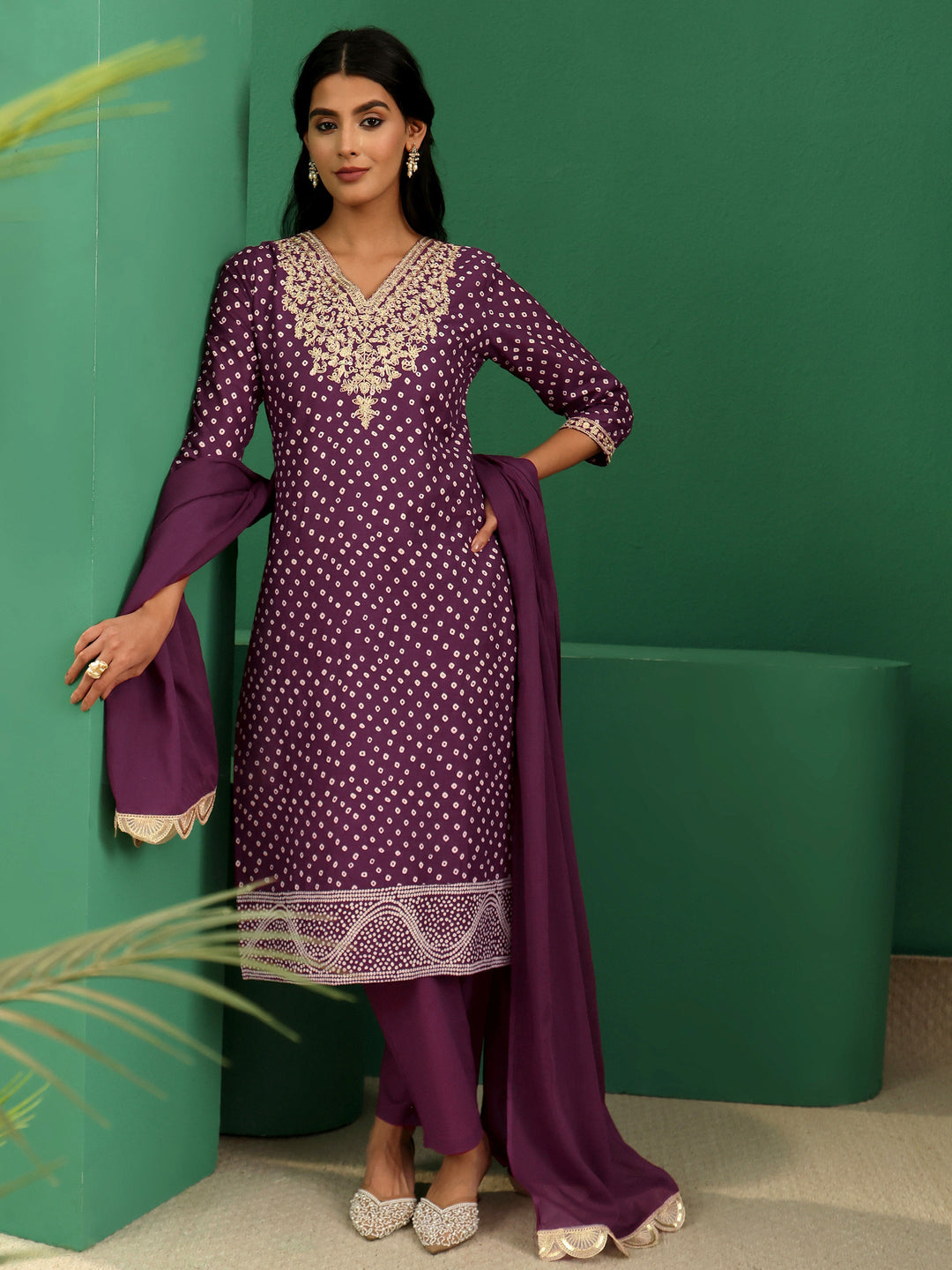  Libas Burgundy Bandhani Cotton Straight Suit Set 