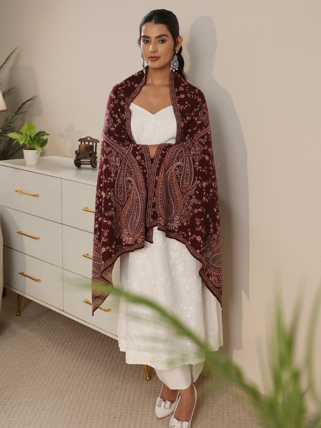  Libas Maroon Paisley Knitted Acrylic Shawl 