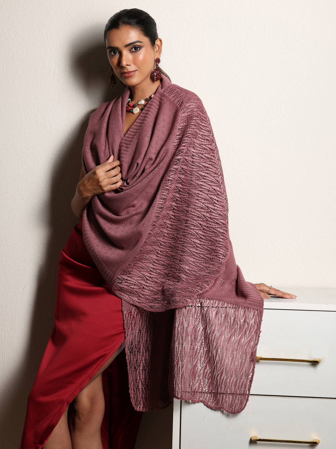  Libas Mauve Acrylic Wrap Shawl with Lace Border 