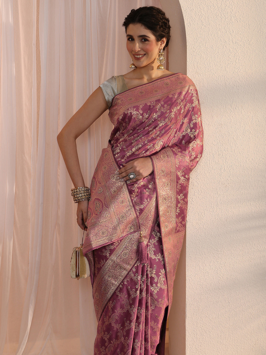  Libas Mauve Banarasi Silk Blend Saree 