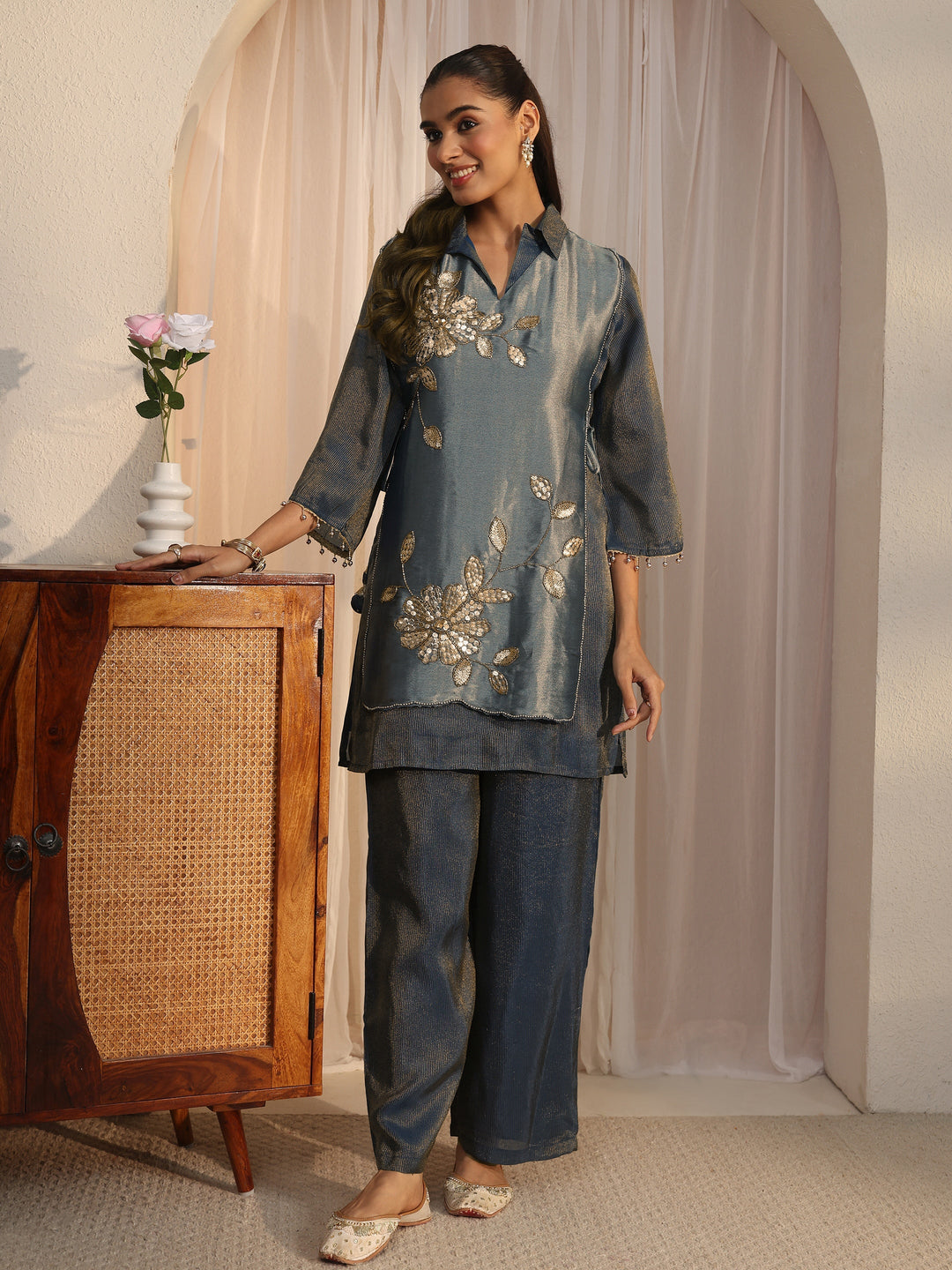  Libas Teal Blue Floral Embellished Tissue Bib Style Co-Ord Set 