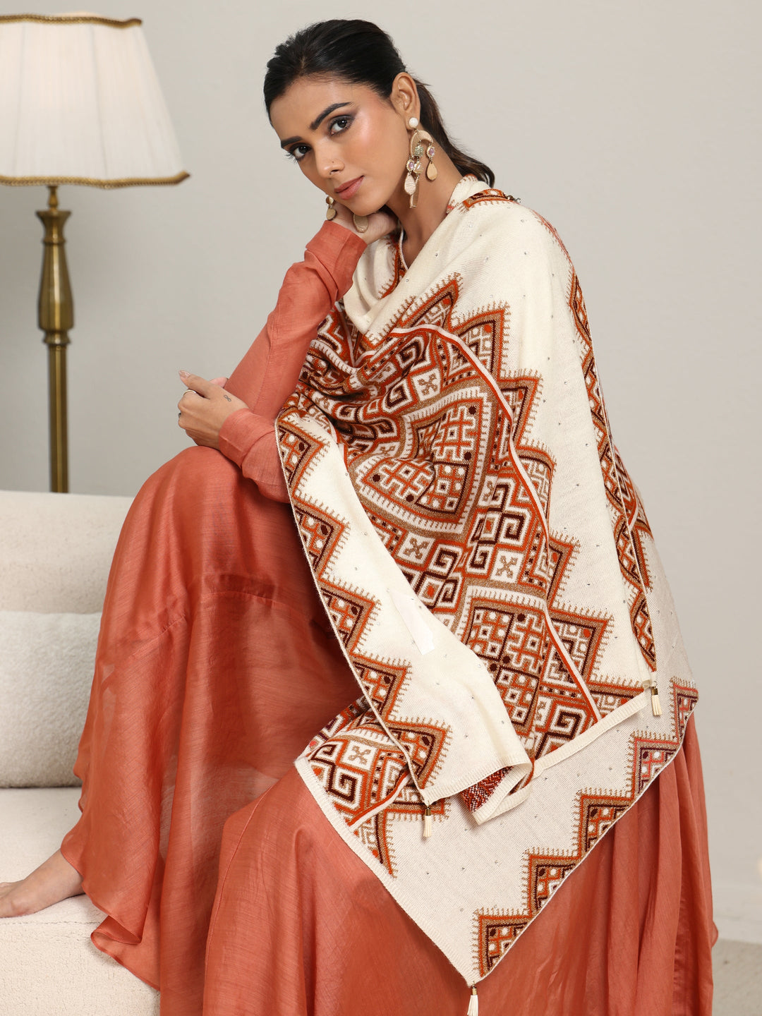 Libas White Geometric Knitted Acrylic Wrap Shawl