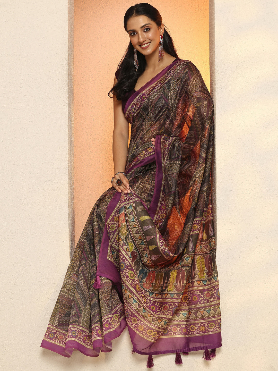 Multi Geometric Printed Silk Blend Saree With Unstitched Blouse Piece
