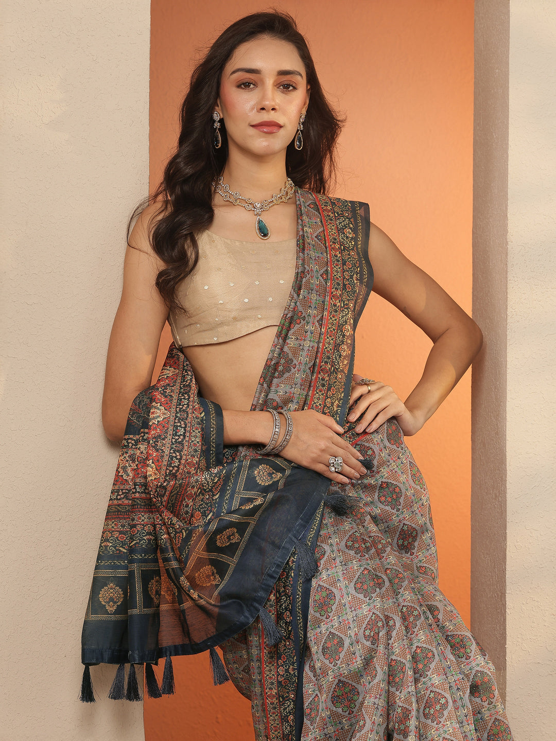 Multi Printed Silk Blend Saree With Unstitched Blouse Piece