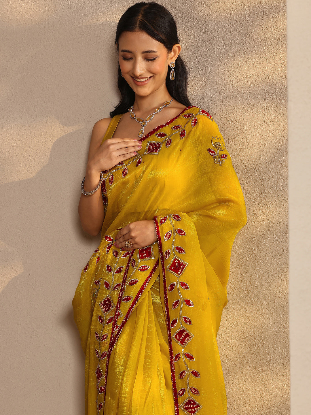 Mustard Embellished Silk Blend Saree With Unstitched Blouse Piece
