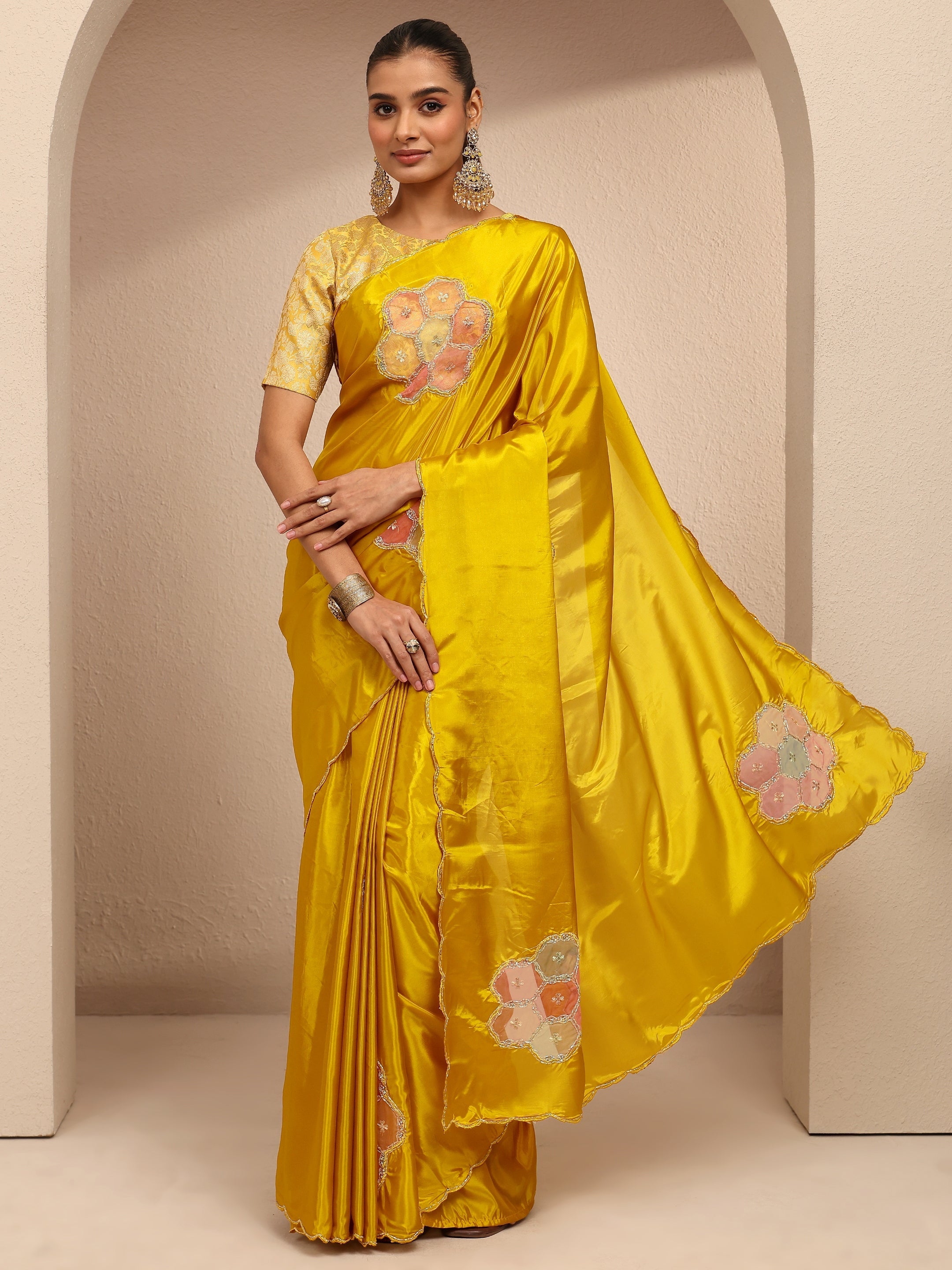 libas Mustard Geometric Embellished Silk Blend Saree With Unstitched Blouse Piece-picture-22