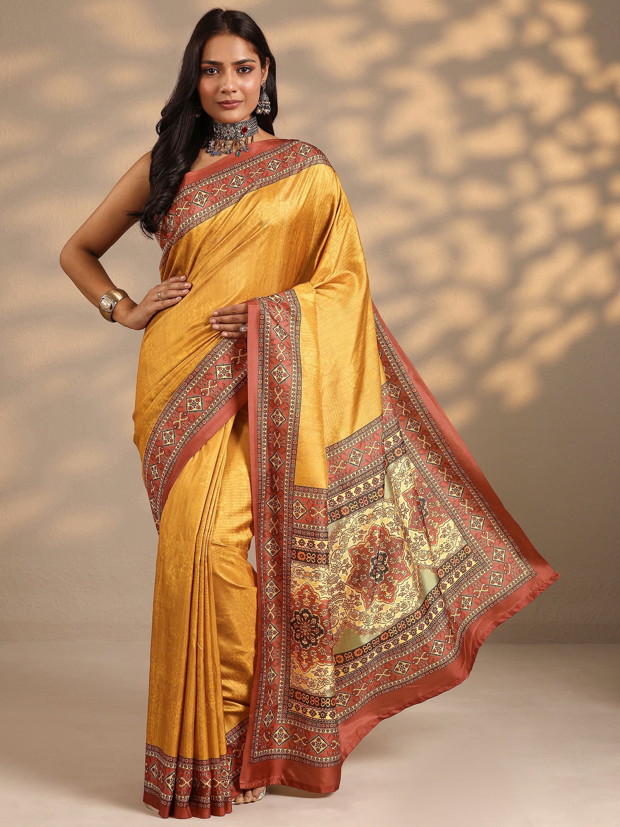 Mustard Woven Design Silk Blend Saree With Unstitched Blouse Piece-image-19