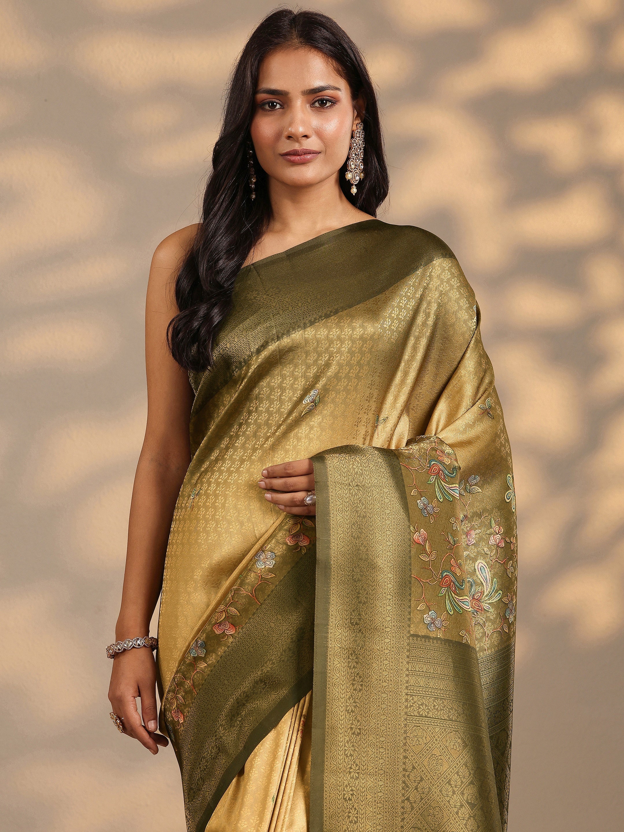 Mustard Woven Design Silk Blend Saree With Unstitched Blouse Piece-image-20