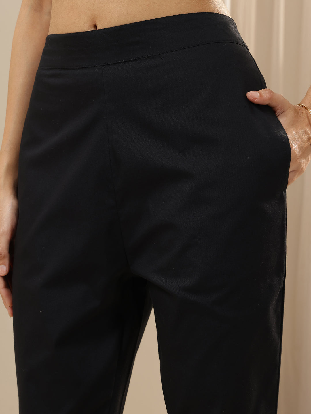  Black Solid Cotton Trousers 