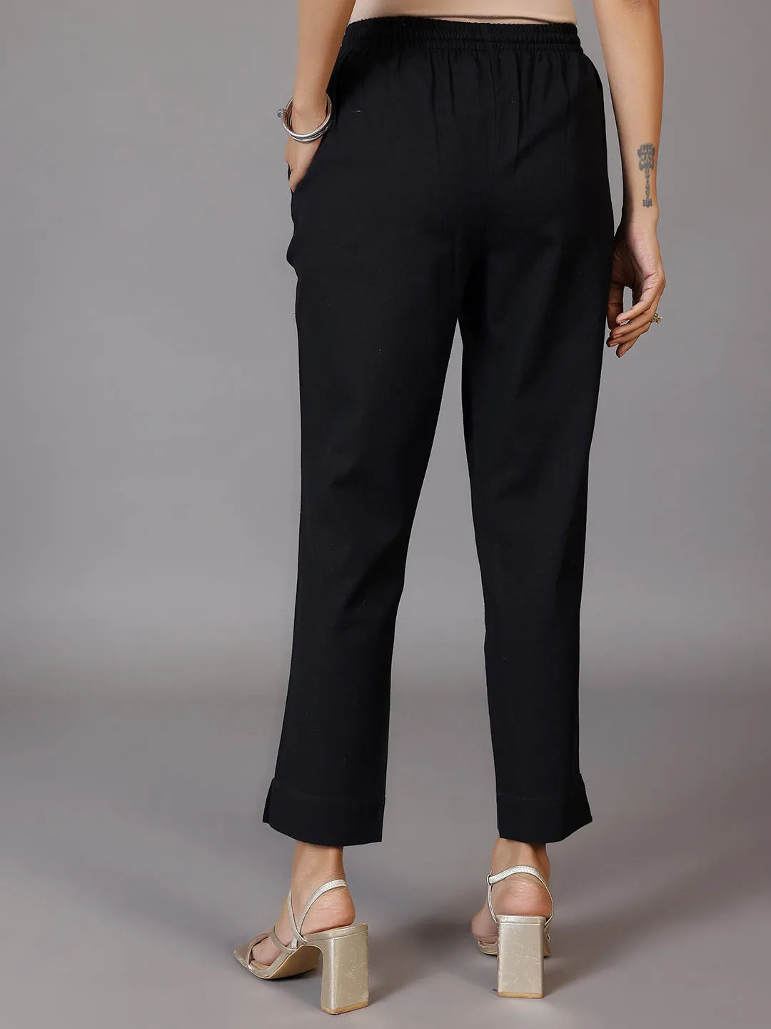  Black Solid Cotton Trousers 
