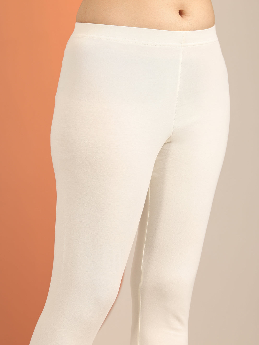  Cream Solid Cotton Blend Leggings 