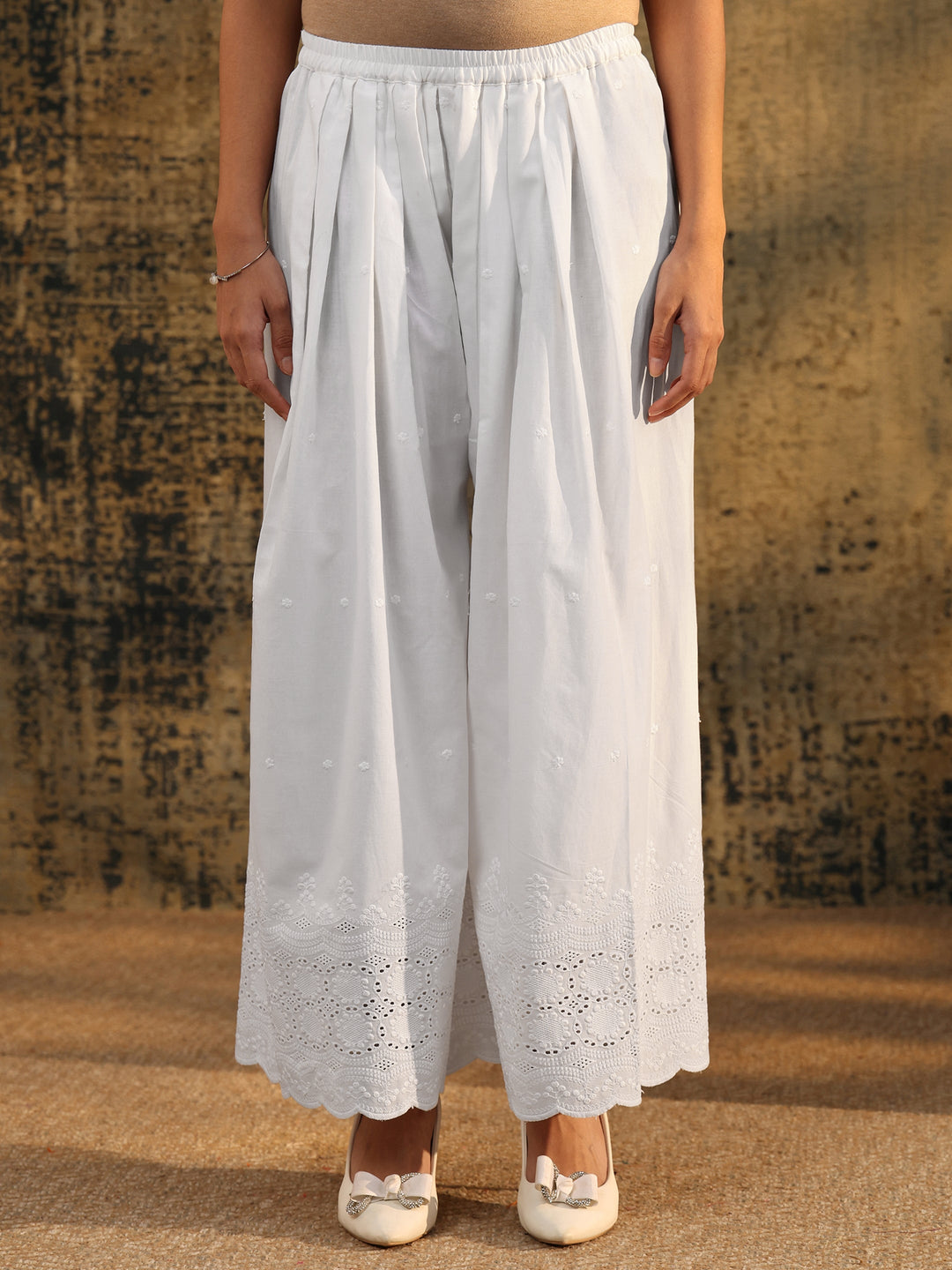  Libas White Schiffli Embroidered Wide Leg Palazzo 