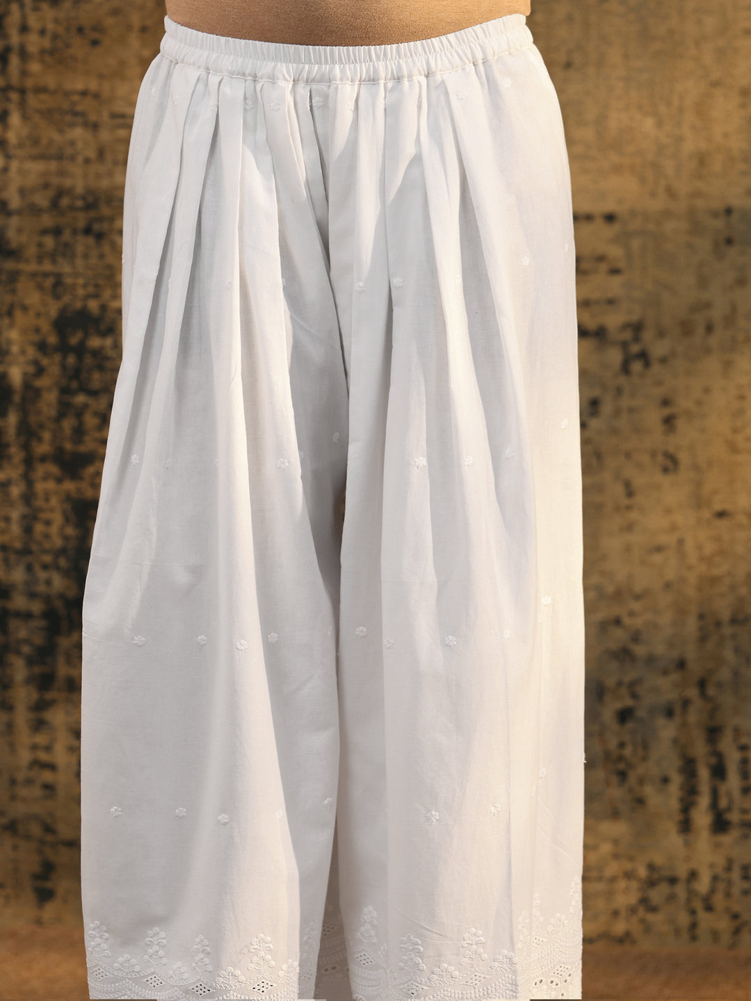  Libas White Schiffli Embroidered Wide Leg Palazzo 