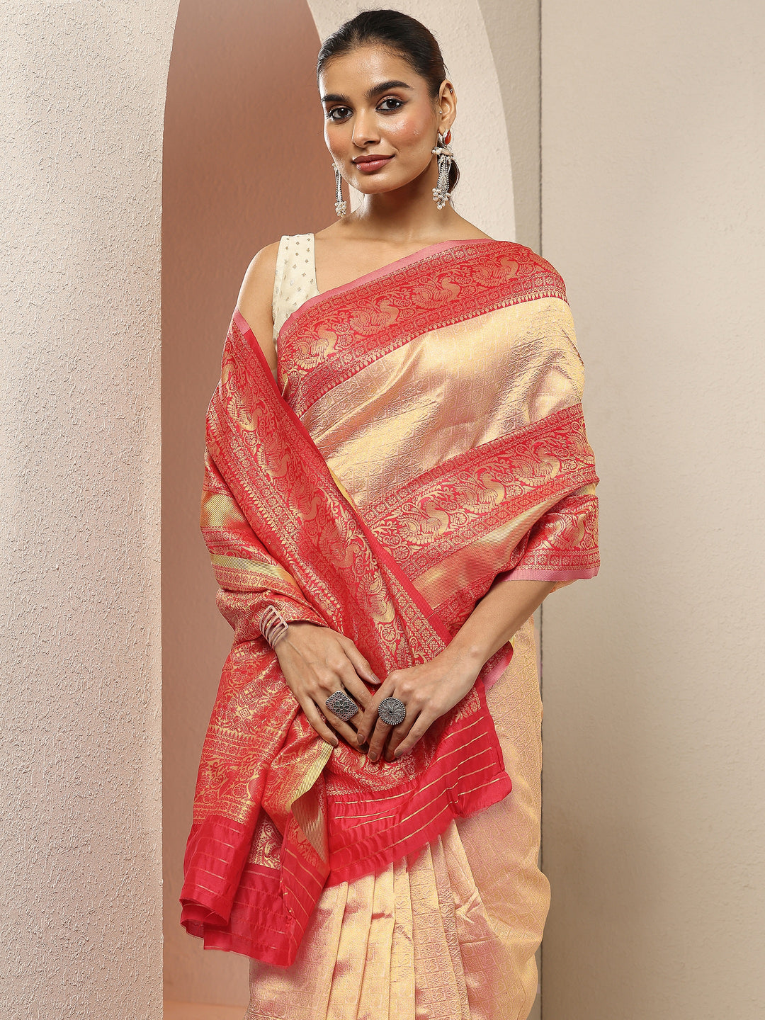 Peach Woven Design Silk Blend Sarees With Unstitched Blouse Piece