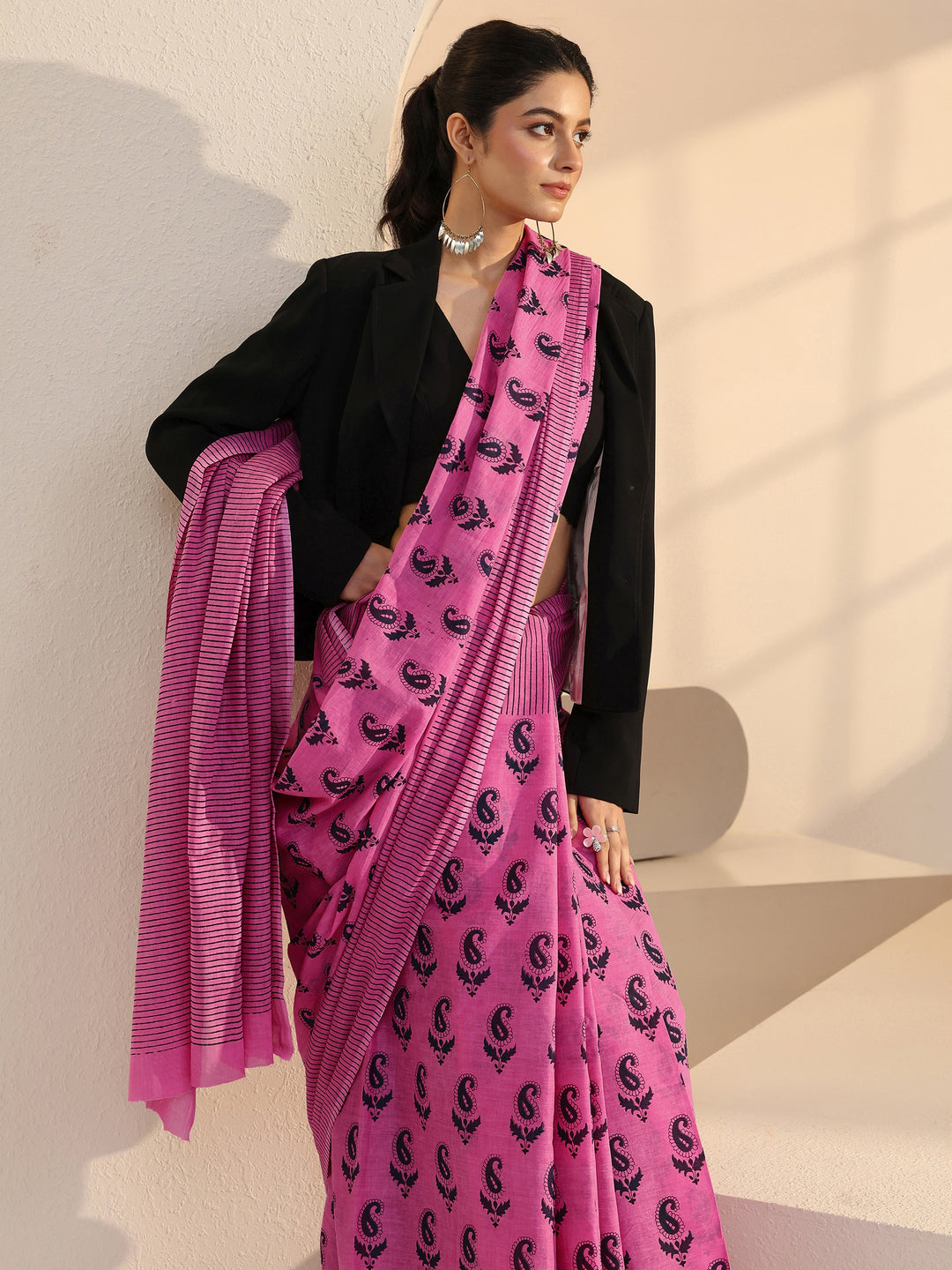  Rose Pink Paisley Print Cotton Saree 