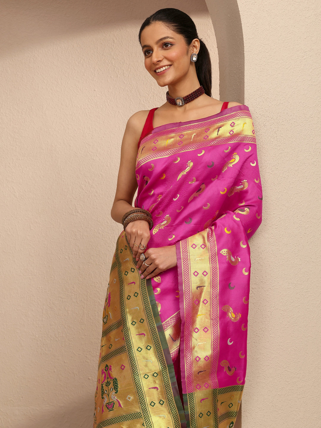 Pink Woven Design Silk Blend Banarasi Saree With Unstitched Blouse Piece