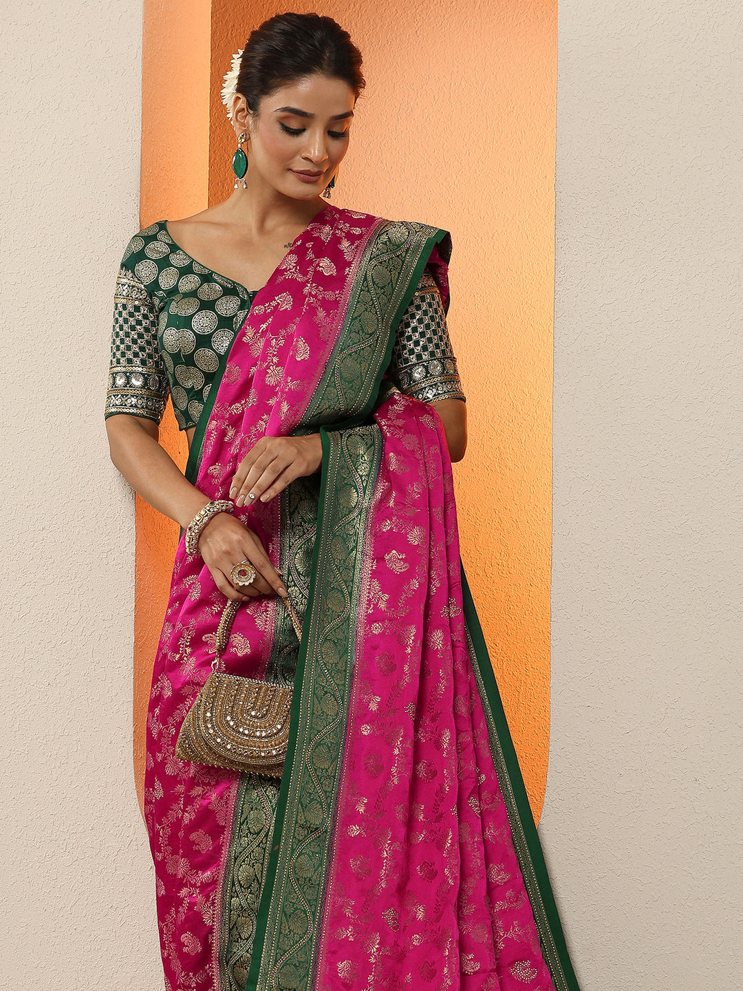 Pink Woven Design Silk Blend Sarees With Unstitched Blouse Piece